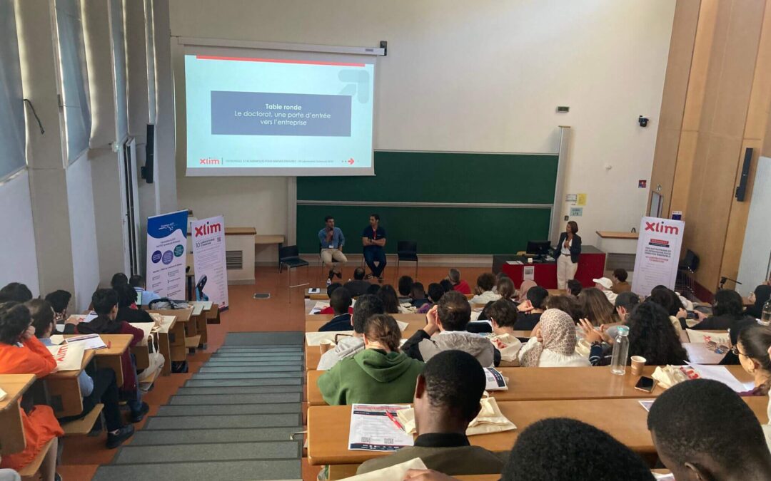 Rencontre entre les étudiants et les entreprises